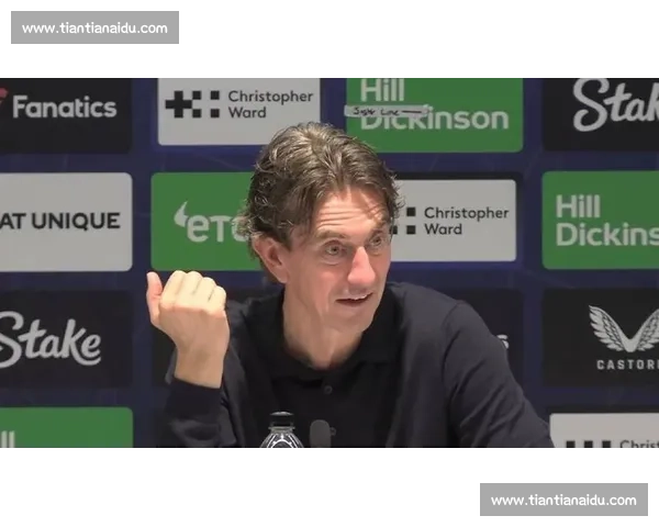 后防双擎立大功！弗兰克盛赞丹索补缺与范德芬领袖力